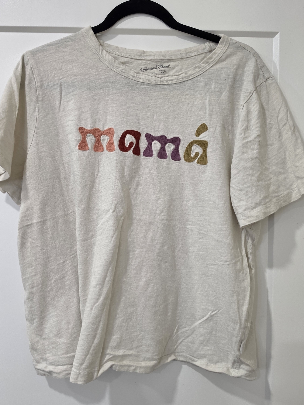 Universal Thread Cream Tee with Multi-Color "mamá" Graphic